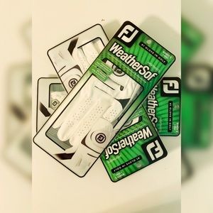 (3) New FJ WeatherSof Women’s Golf Gloves